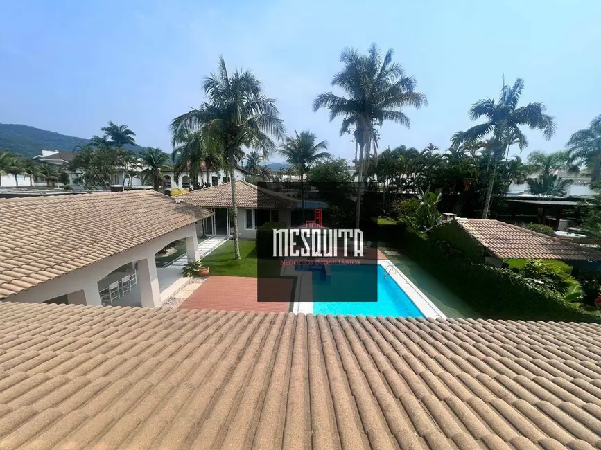 Casa de Condomínio com 6 quartos à venda, 1000m2 em Acapulco, Guaruja - SP - imagem 8 Foto 8 de Casa de Condomínio com 6 quartos à venda, 1000m2 em Acapulco, Guaruja - SP