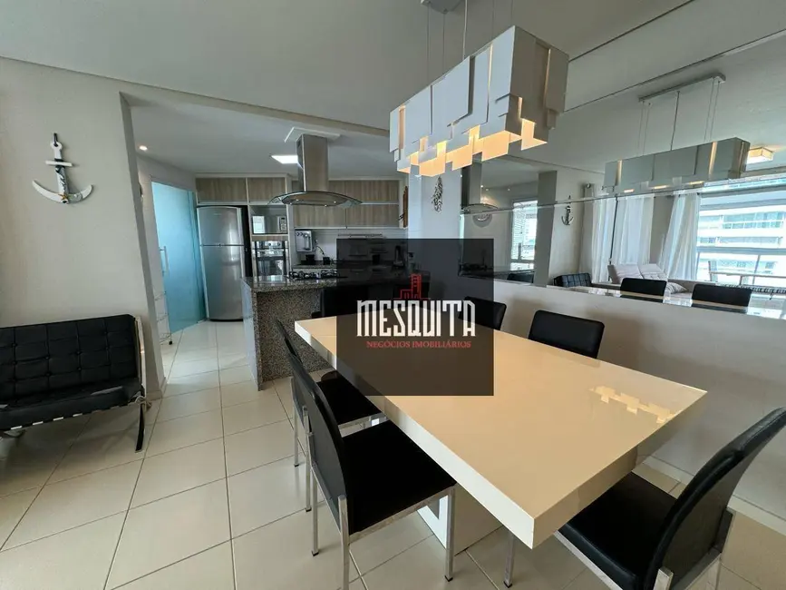 Foto 8 de Apartamento com 3 quartos à venda, 119m2 em Guaruja - SP