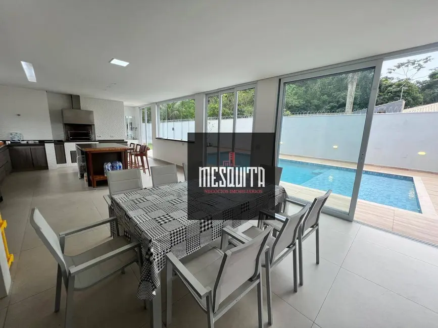 Casa de Condomínio com 5 quartos à venda, 1000m2 em Guaruja - SP - imagem 6 Foto 6 de Casa de Condomínio com 5 quartos à venda, 1000m2 em Guaruja - SP