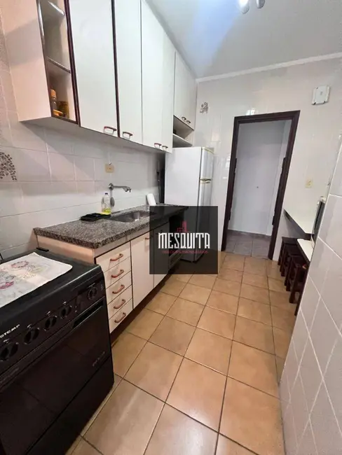 Foto 3 de Apartamento com 2 quartos à venda, 80m2 em Guaruja - SP