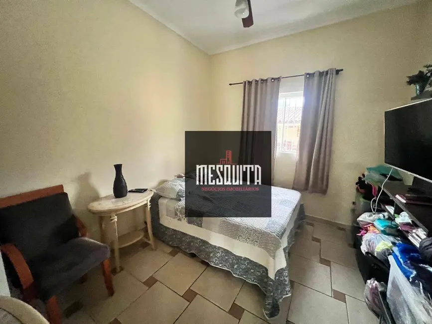 Foto 6 de Casa com 5 quartos à venda, 300m2 em Guaruja - SP