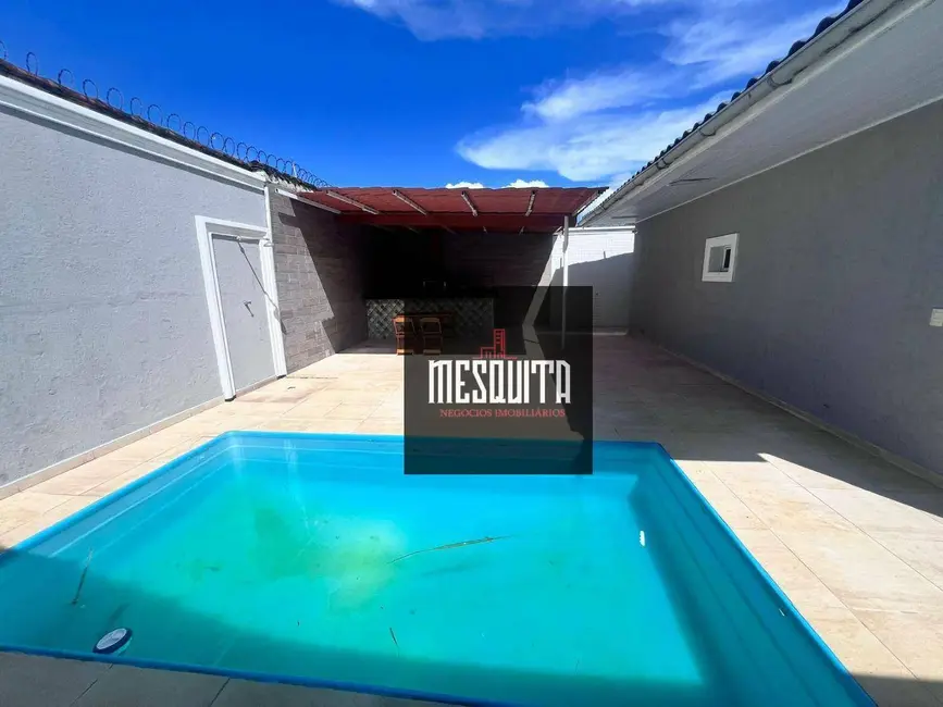 Casa com 3 quartos à venda, 150m2 em Guaruja - SP - imagem 2 Foto 2 de Casa com 3 quartos à venda, 150m2 em Guaruja - SP
