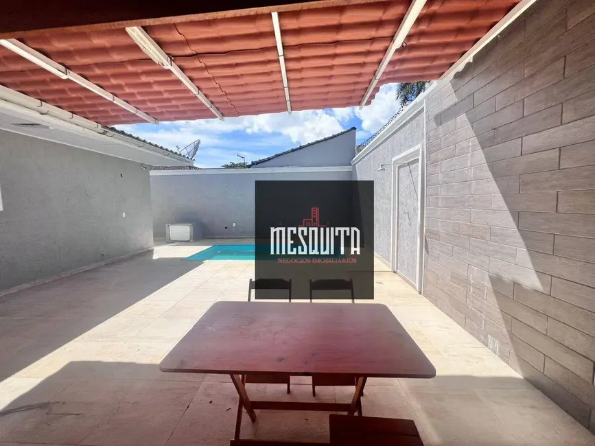 Casa com 3 quartos à venda, 150m2 em Guaruja - SP - imagem 4 Foto 4 de Casa com 3 quartos à venda, 150m2 em Guaruja - SP