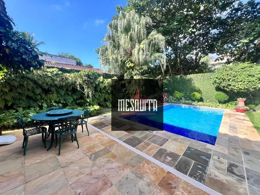 Foto 8 de Casa com 5 quartos à venda, 360m2 em Balneário Praia do Pernambuco, Guaruja - SP