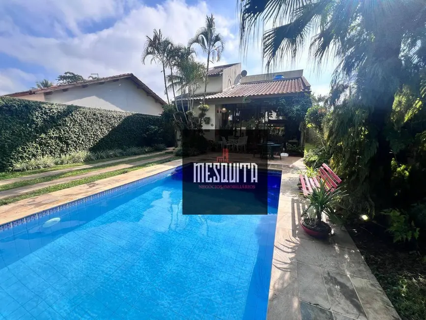 Foto 3 de Casa com 5 quartos à venda, 360m2 em Balneário Praia do Pernambuco, Guaruja - SP