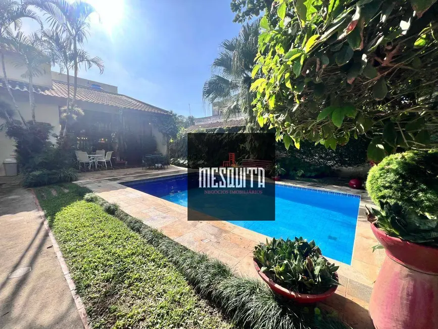 Foto 7 de Casa com 5 quartos à venda, 360m2 em Balneário Praia do Pernambuco, Guaruja - SP