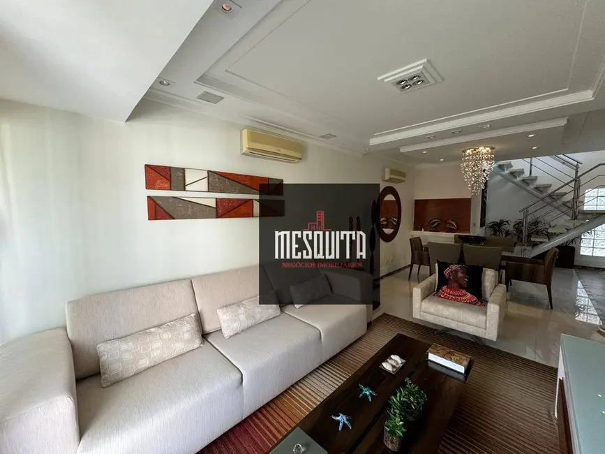 Cobertura com 4 quartos à venda, 315m2 em Enseada, Guaruja - SP - imagem 5 Foto 5 de Cobertura com 4 quartos à venda, 315m2 em Enseada, Guaruja - SP