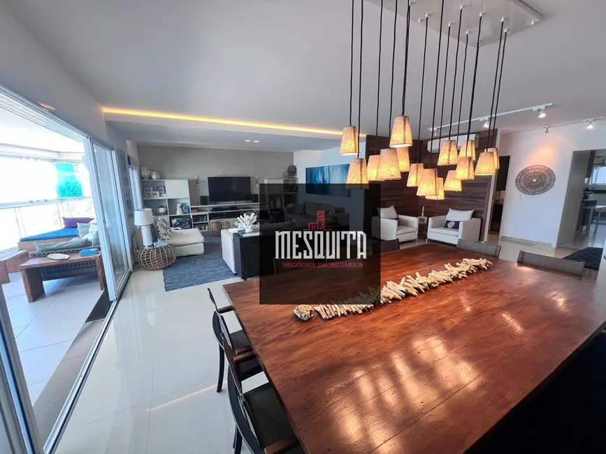 Apartamento com 3 quartos à venda, 170m2 em Jardim Três Marias, Guaruja - SP - imagem 9 Foto 9 de Apartamento com 3 quartos à venda, 170m2 em Jardim Três Marias, Guaruja - SP