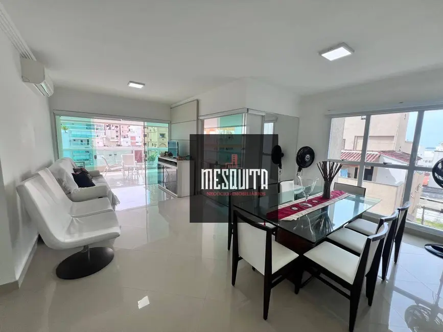 Foto 4 de Apartamento com 3 quartos à venda, 150m2 em Guaruja - SP