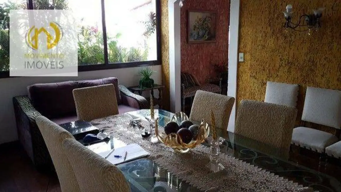 Cobertura com 4 quartos à venda, 421m2 em Laranjeiras, Rio De Janeiro - RJ - imagem 3 Foto 3 de Cobertura com 4 quartos à venda, 421m2 em Laranjeiras, Rio De Janeiro - RJ