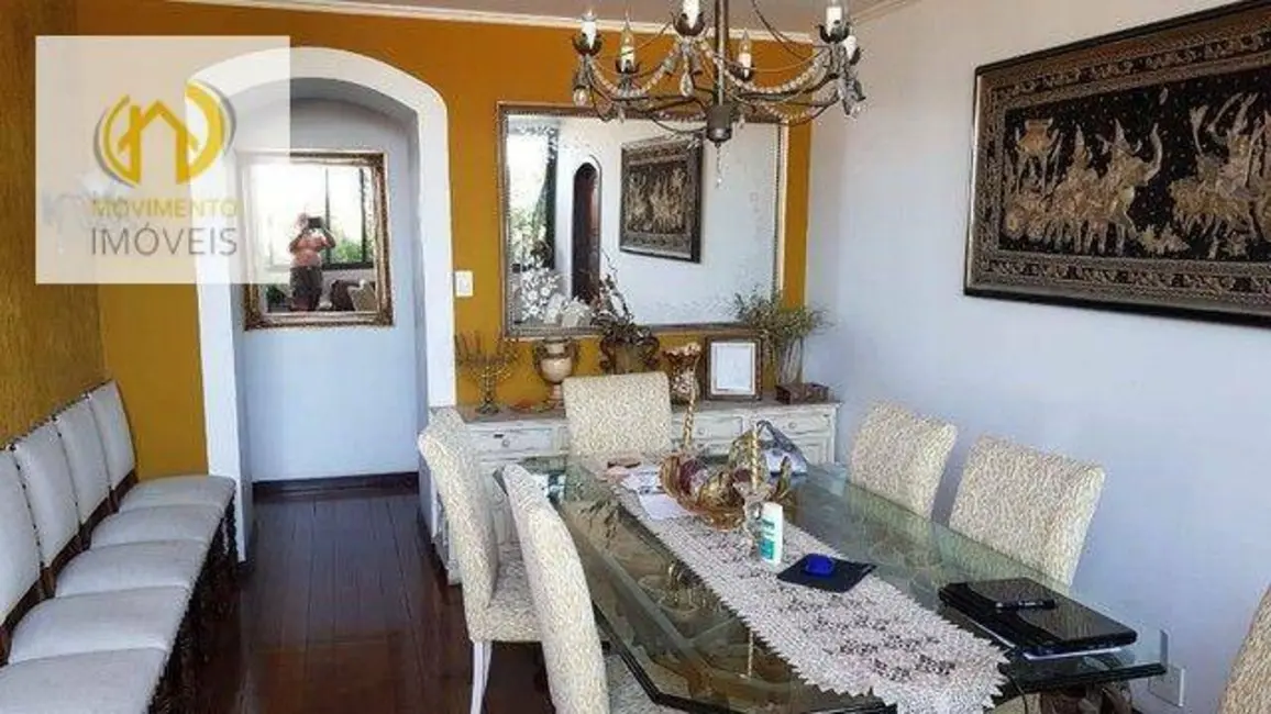 Cobertura com 4 quartos à venda, 421m2 em Laranjeiras, Rio De Janeiro - RJ - imagem 6 Foto 6 de Cobertura com 4 quartos à venda, 421m2 em Laranjeiras, Rio De Janeiro - RJ