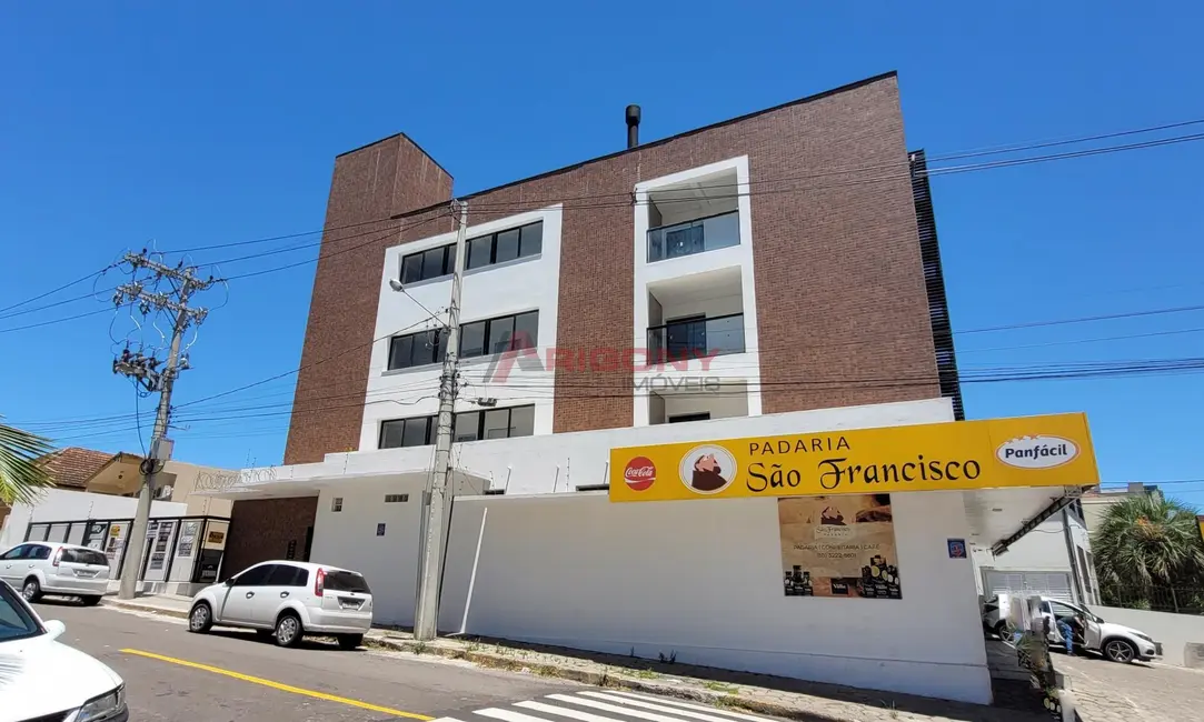 Foto 1 de Apartamento com 3 quartos para alugar, 108m2 em Presidente João Goulart, Santa Maria - RS