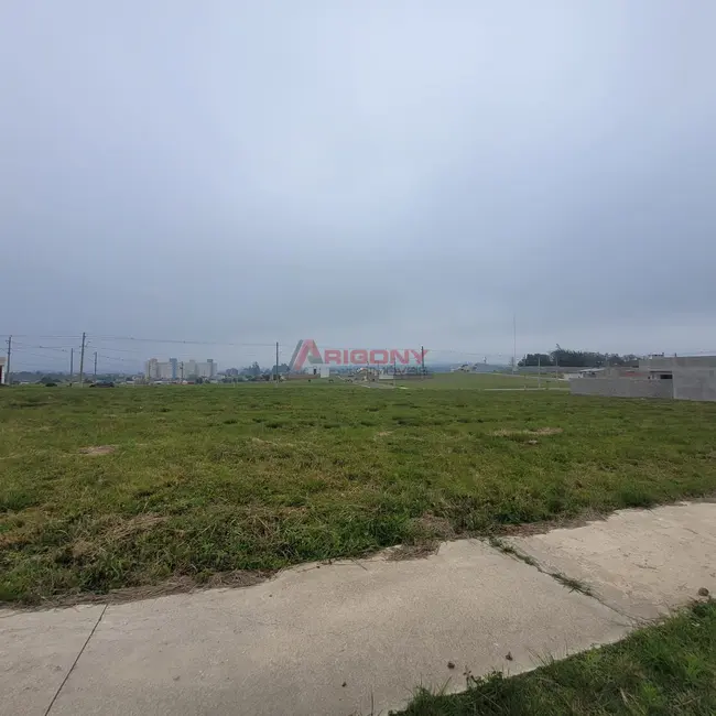 Foto 1 de Terreno / Lote à venda, 300m2 em Pinheiro Machado, Santa Maria - RS