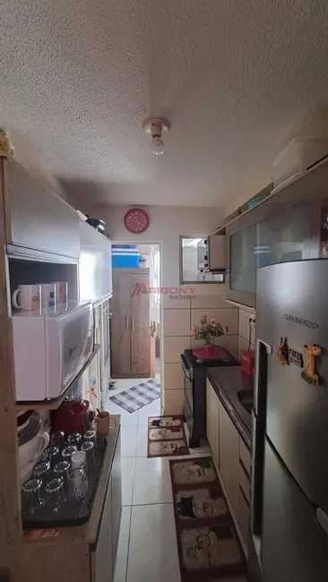 Foto 9 de Apartamento com 3 quartos à venda, 60m2 em Nossa Senhora do Rosário, Santa Maria - RS