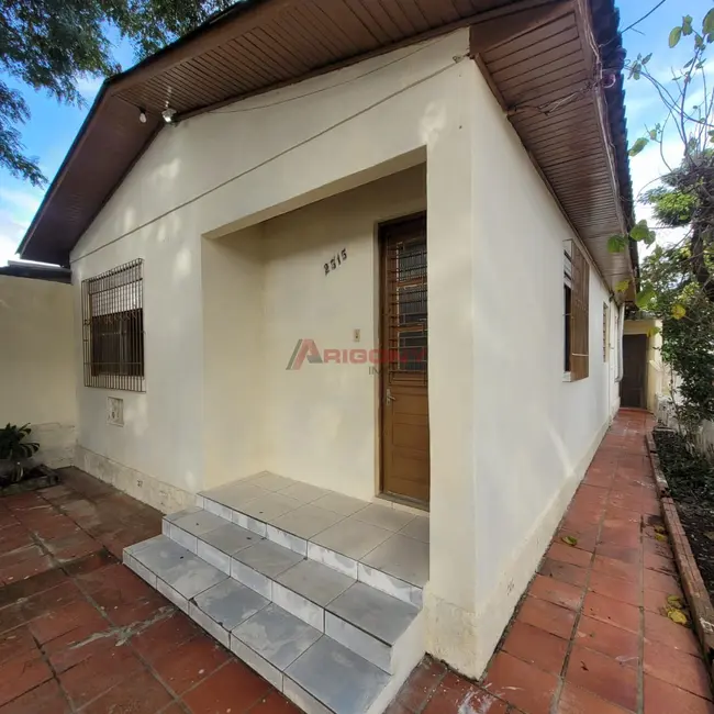 Foto 1 de Casa com 2 quartos à venda, 110m2 em Centro, Santa Maria - RS