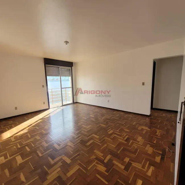 Foto 2 de Apartamento com 2 quartos à venda, 86m2 em Centro, Santa Maria - RS