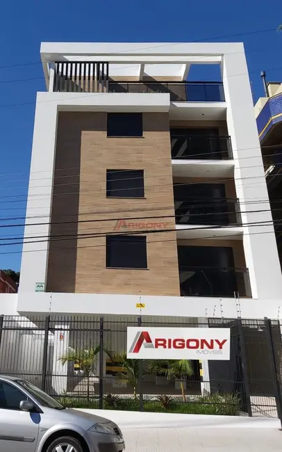 Foto 2 de Cobertura com 2 quartos à venda, 104m2 em Nossa Senhora de Fátima, Santa Maria - RS