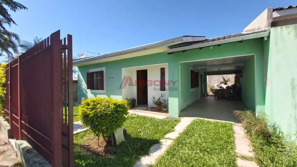 Foto 1 de Casa com 2 quartos à venda, 110m2 em Pinheiro Machado, Santa Maria - RS