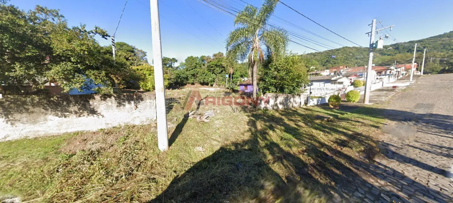 Foto 1 de Terreno / Lote à venda, 450m2 em Itararé, Santa Maria - RS
