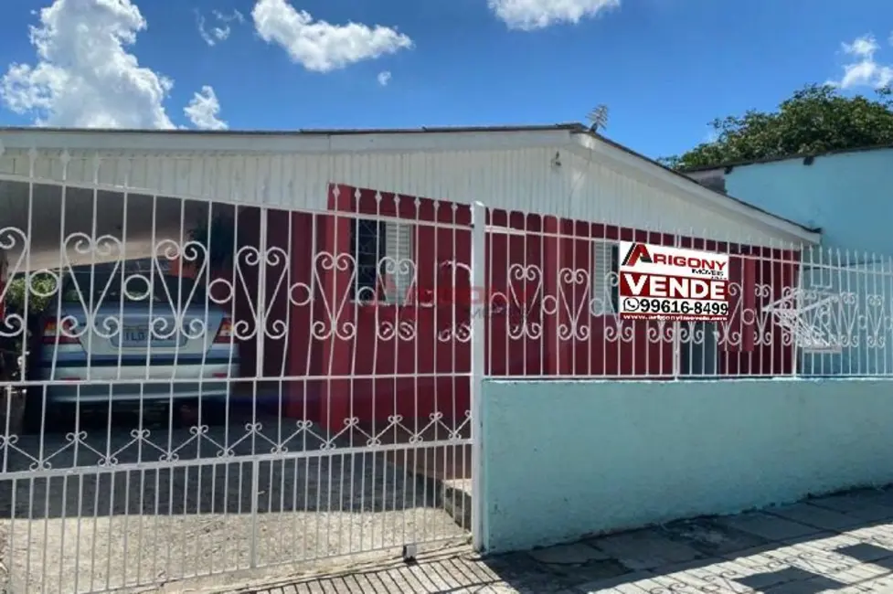 Foto 2 de Casa com 2 quartos à venda, 120m2 em Tancredo Neves, Santa Maria - RS