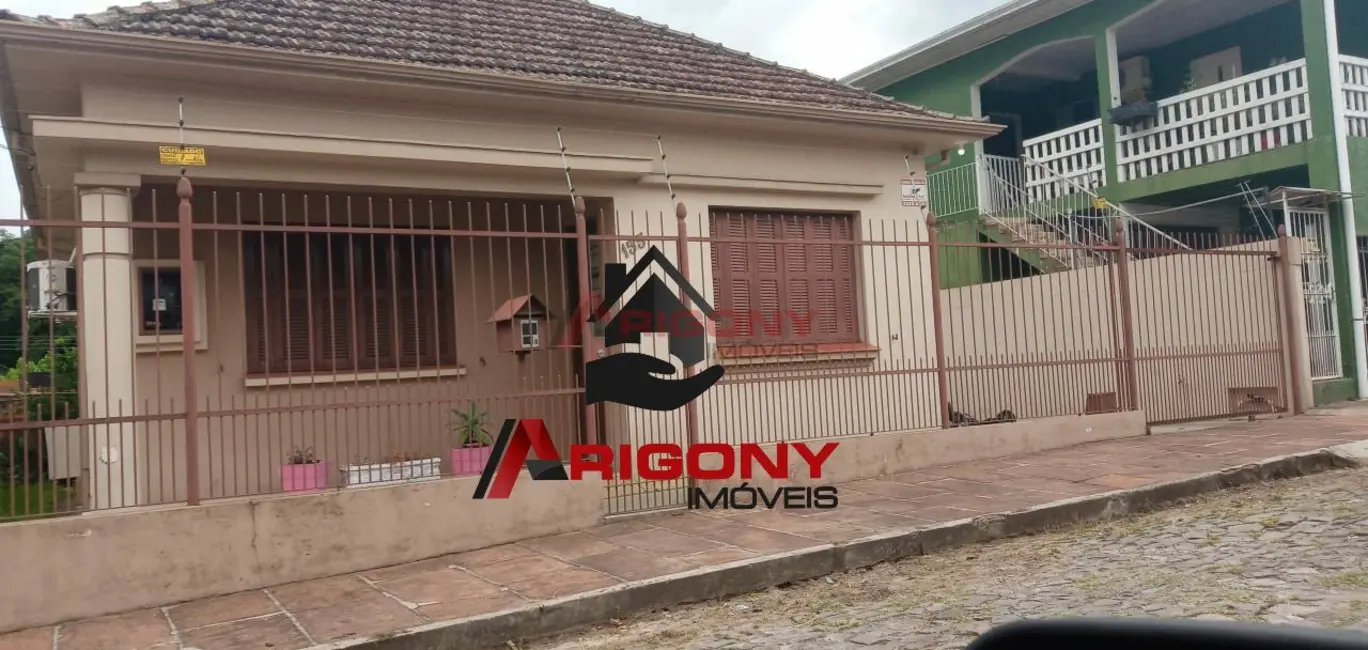 Foto 1 de Casa com 3 quartos à venda em Nossa Senhora do Perpétuo Socorro, Santa Maria - RS