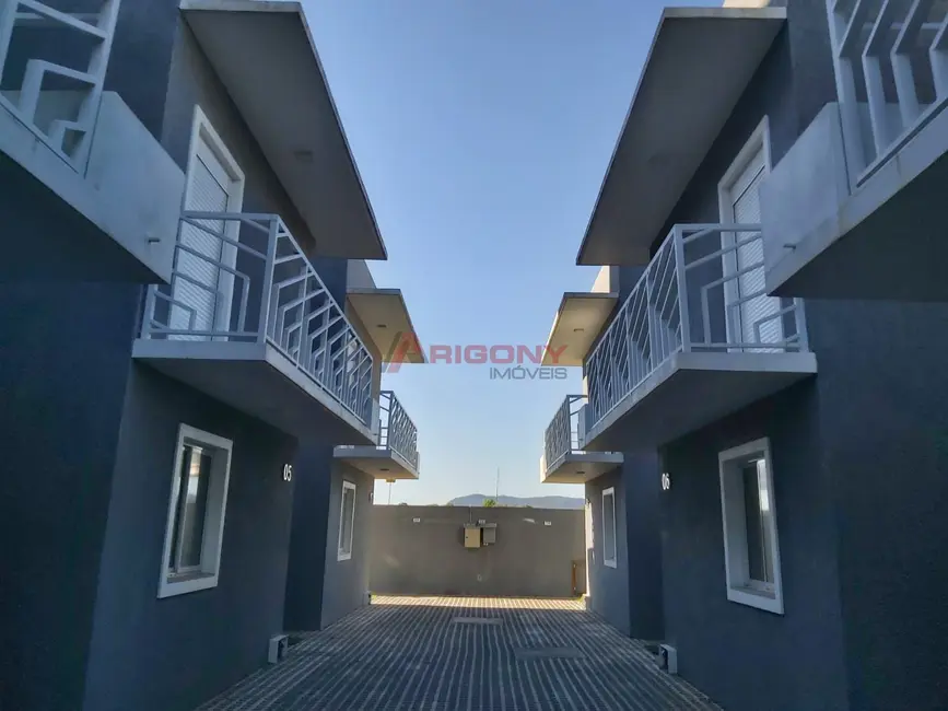 Foto 1 de Casa com 2 quartos à venda, 77m2 em Lorenzi, Santa Maria - RS