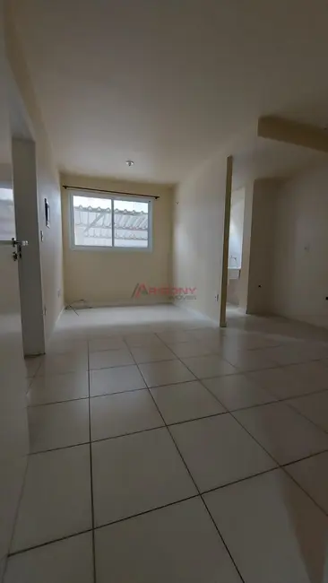 Foto 2 de Apartamento com 1 quarto para alugar, 37m2 em Nossa Senhora Medianeira, Santa Maria - RS