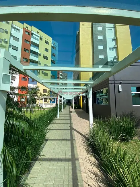 Foto 2 de Apartamento com 3 quartos à venda, 89m2 em Uglione, Santa Maria - RS