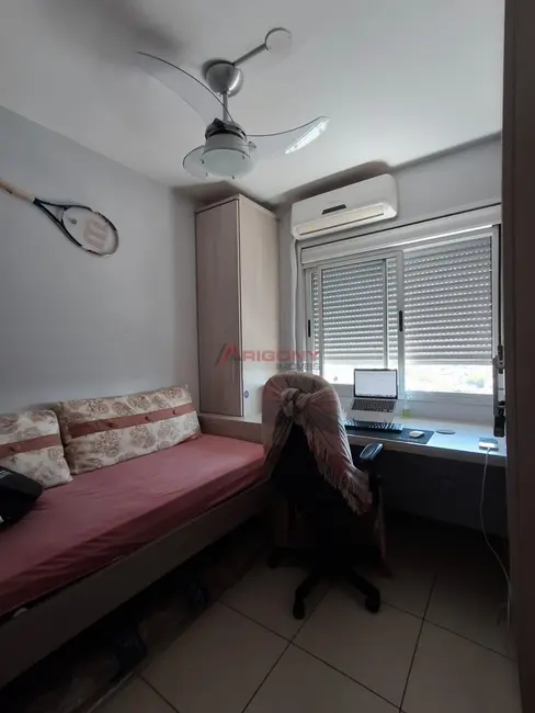 Foto 4 de Apartamento com 2 quartos para alugar, 72m2 em Centro, Santa Maria - RS