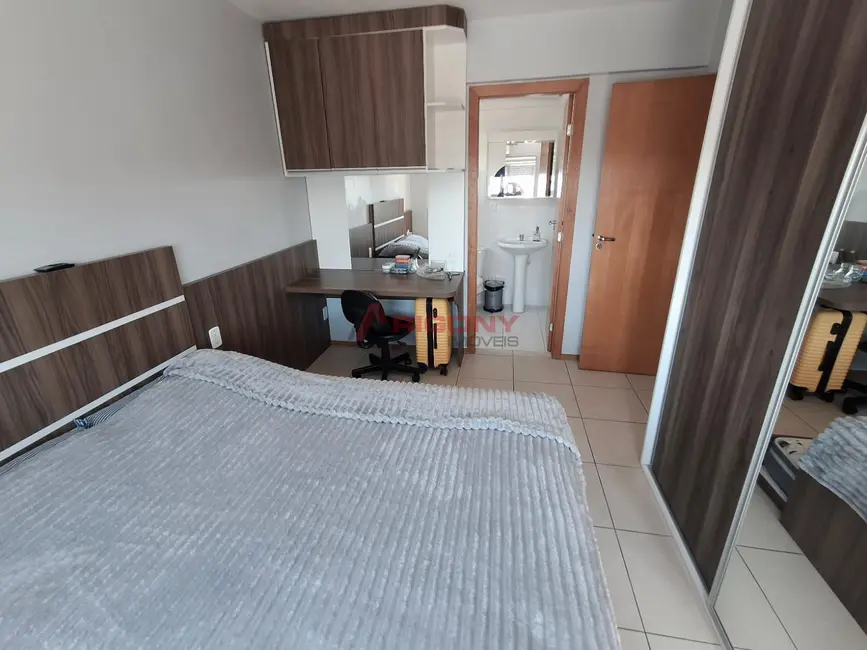 Foto 7 de Apartamento com 2 quartos para alugar, 72m2 em Centro, Santa Maria - RS