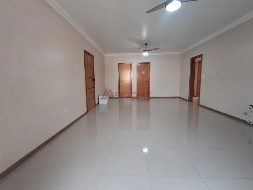 Foto 3 de Apartamento com 3 quartos à venda, 124m2 em Menino Jesus, Santa Maria - RS