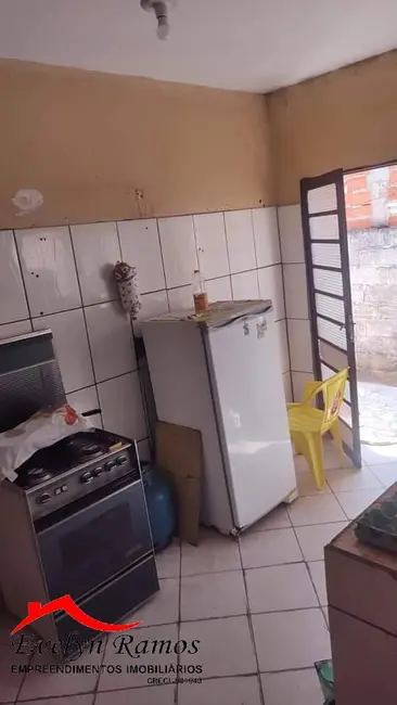 Foto 2 de Casa com 2 quartos à venda, 125m2 em Salto De Pirapora - SP