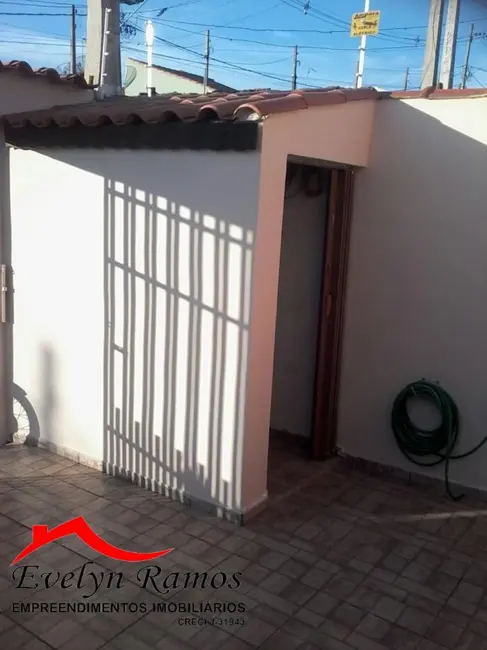 Foto 4 de Casa com 2 quartos à venda, 140m2 em Salto De Pirapora - SP