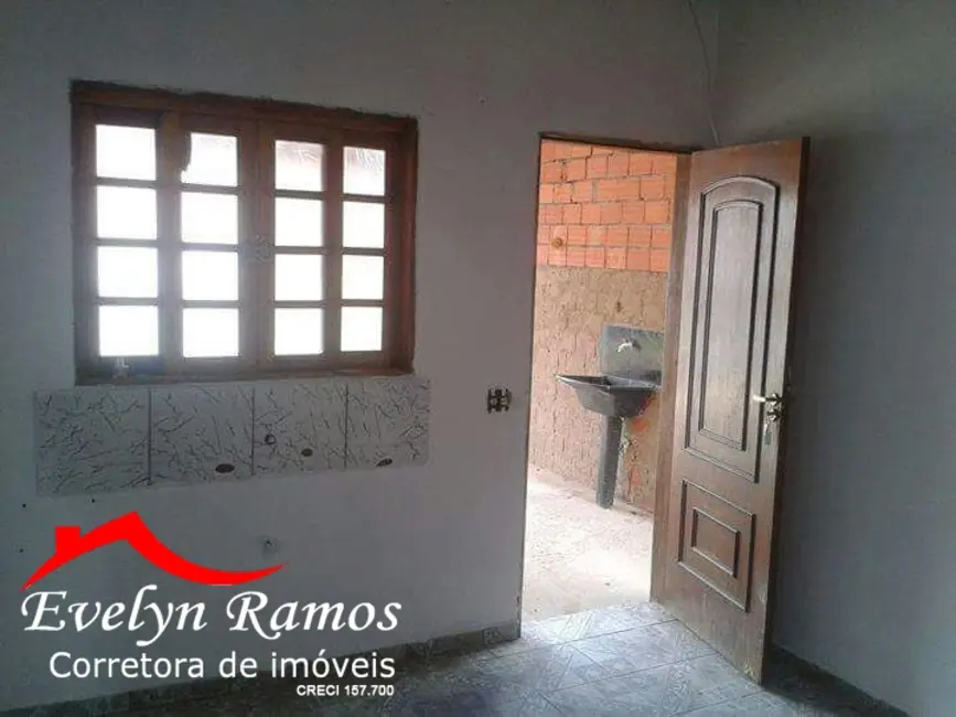 Foto 4 de Casa com 2 quartos à venda, 200m2 em Salto De Pirapora - SP
