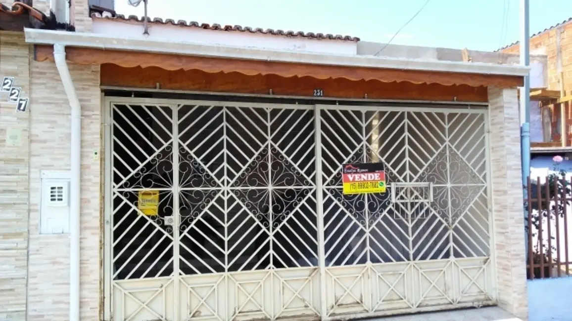 Foto 2 de Casa com 3 quartos à venda, 125m2 em Salto De Pirapora - SP