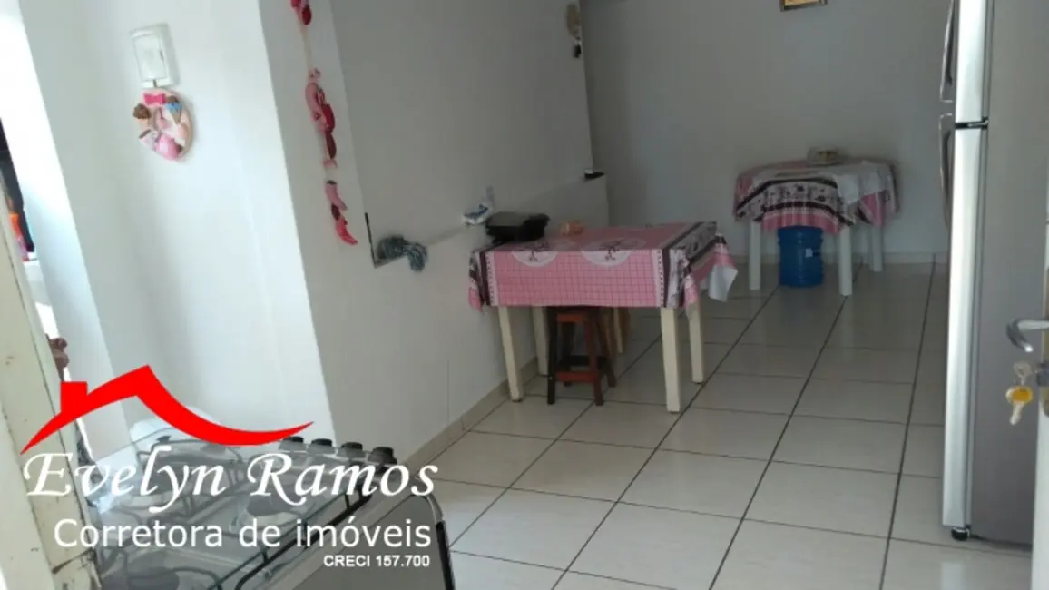 Foto 4 de Casa com 2 quartos à venda em Salto De Pirapora - SP