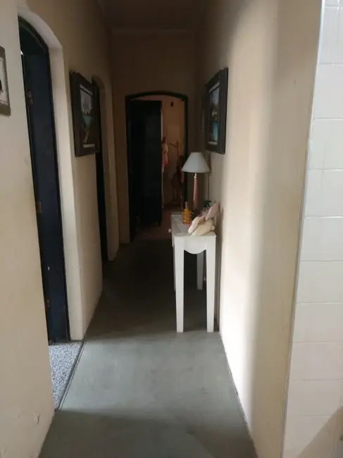 Foto 8 de Casa com 3 quartos à venda, 250m2 em Salto De Pirapora - SP