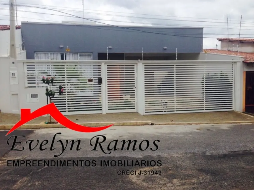 Foto 1 de Casa com 3 quartos à venda em Salto De Pirapora - SP