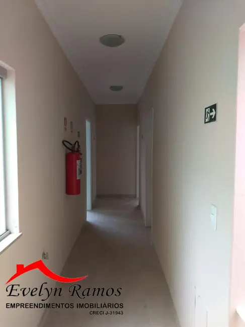 Sala Comercial para alugar, 55m2 em Centro, Salto De Pirapora - SP - imagem 3 Foto 3 de Sala Comercial para alugar, 55m2 em Centro, Salto De Pirapora - SP