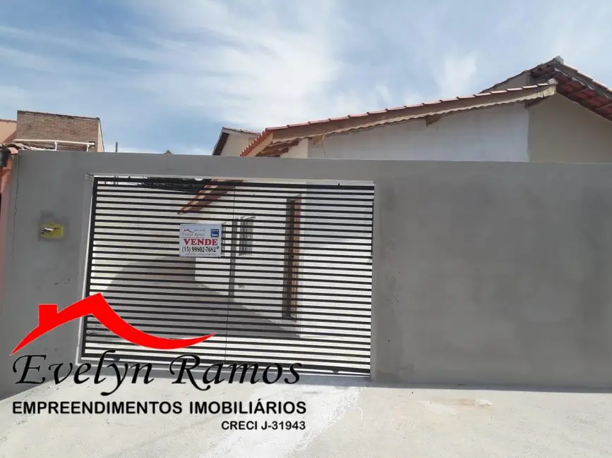 Foto 1 de Casa com 2 quartos à venda, 138m2 em Salto De Pirapora - SP