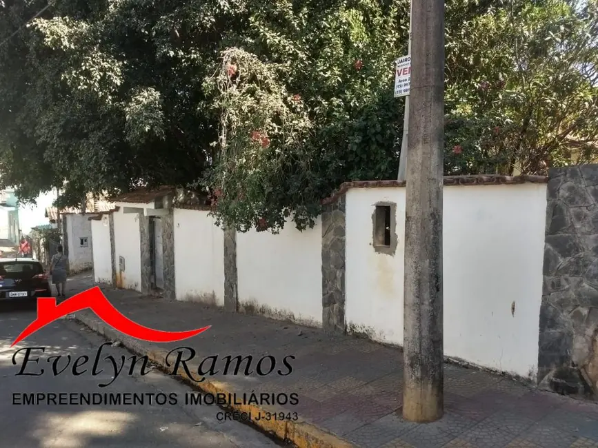 Foto 1 de Terreno / Lote à venda, 2723m2 em Salto De Pirapora - SP