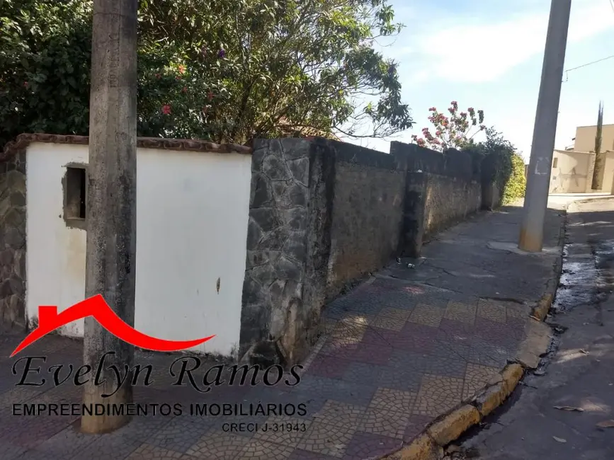 Foto 2 de Terreno / Lote à venda, 2723m2 em Salto De Pirapora - SP