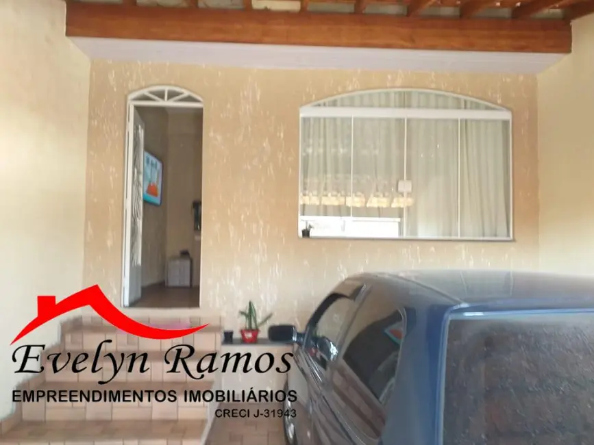 Foto 3 de Casa com 3 quartos à venda, 150m2 em Salto De Pirapora - SP