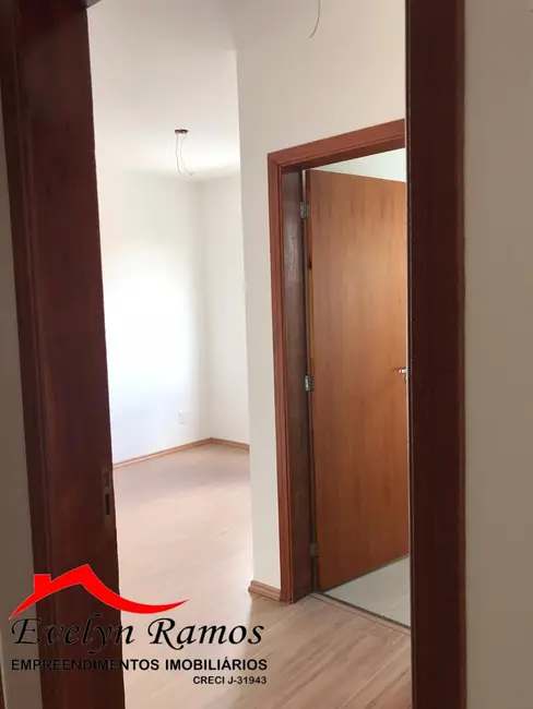 Foto 8 de Apartamento com 3 quartos à venda, 85m2 em Salto De Pirapora - SP