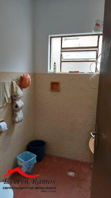 Foto 4 de Casa com 2 quartos à venda, 127m2 em Salto De Pirapora - SP