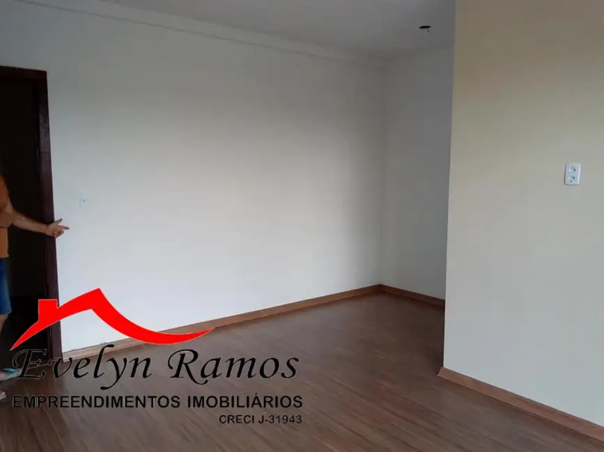 Foto 9 de Casa com 3 quartos à venda, 125m2 em Salto De Pirapora - SP