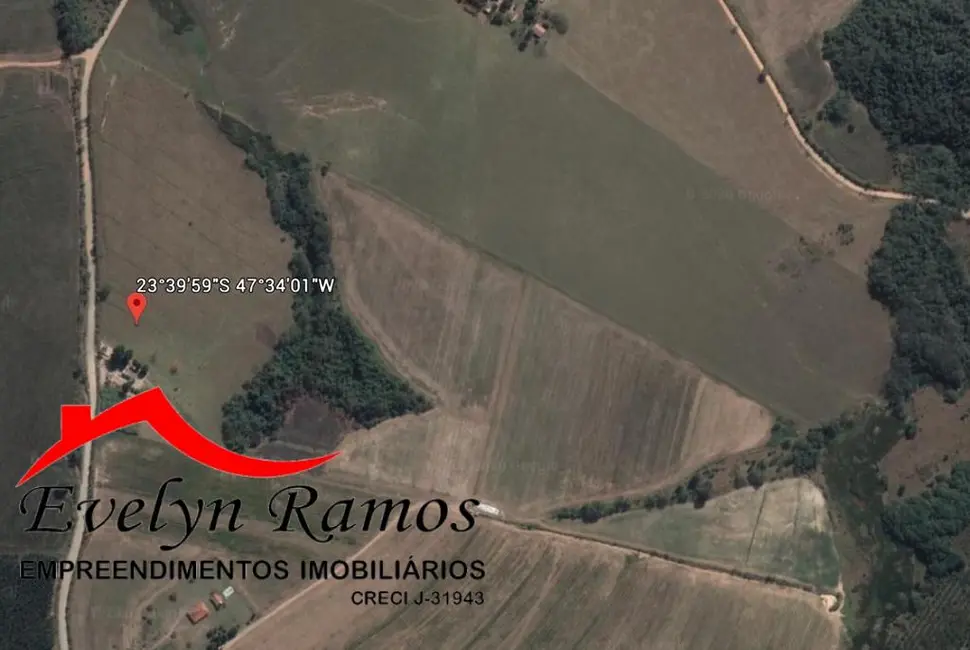 Foto 1 de Terreno / Lote à venda, 9m2 em Salto De Pirapora - SP