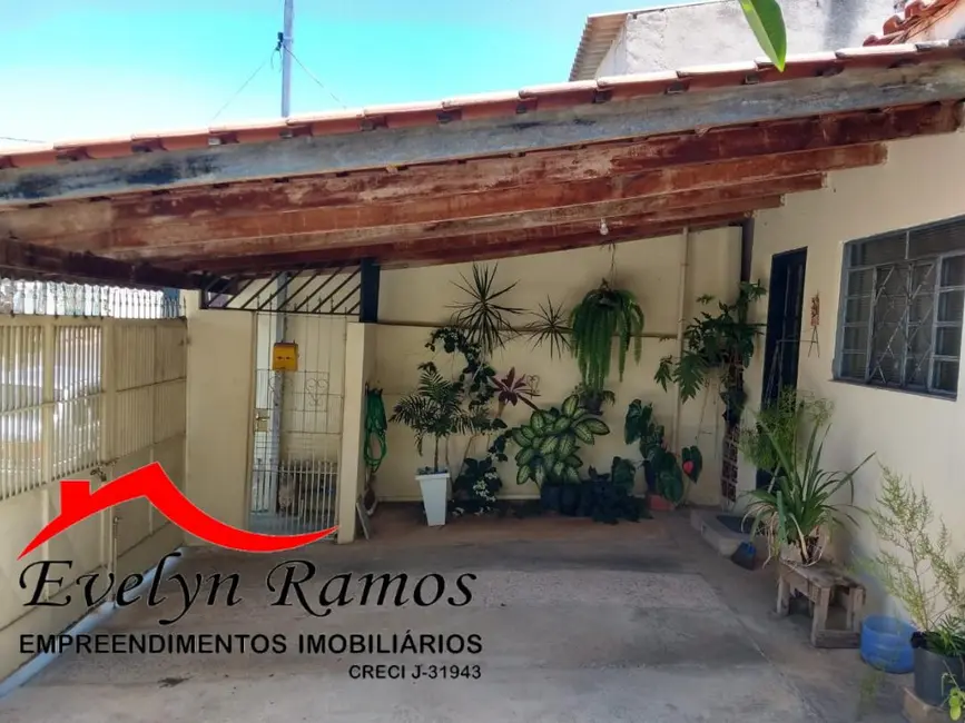 Foto 9 de Casa com 3 quartos à venda, 250m2 em Salto De Pirapora - SP