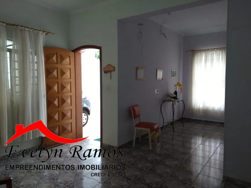 Foto 8 de Casa com 4 quartos à venda, 250m2 em Salto De Pirapora - SP