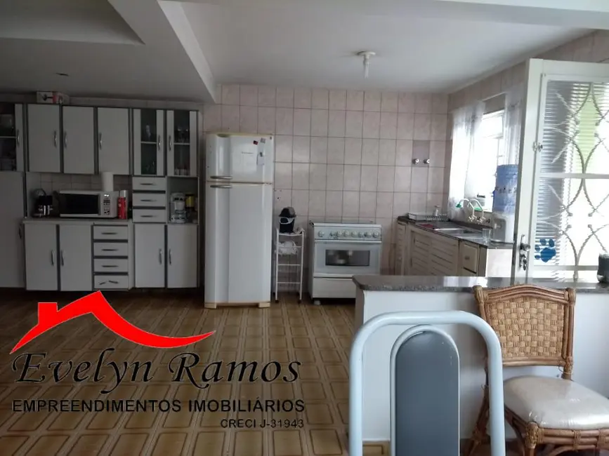 Foto 5 de Casa com 4 quartos à venda, 250m2 em Salto De Pirapora - SP